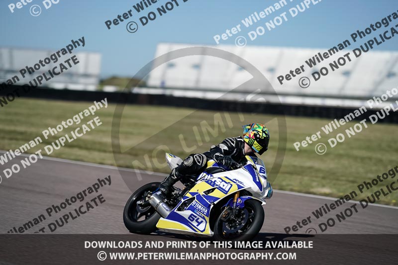 Rockingham no limits trackday;enduro digital images;event digital images;eventdigitalimages;no limits trackdays;peter wileman photography;racing digital images;rockingham raceway northamptonshire;rockingham trackday photographs;trackday digital images;trackday photos